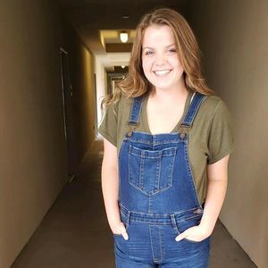 Meet your Posher, Emily